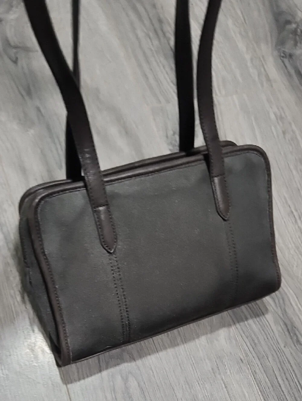 Coach sleek dark